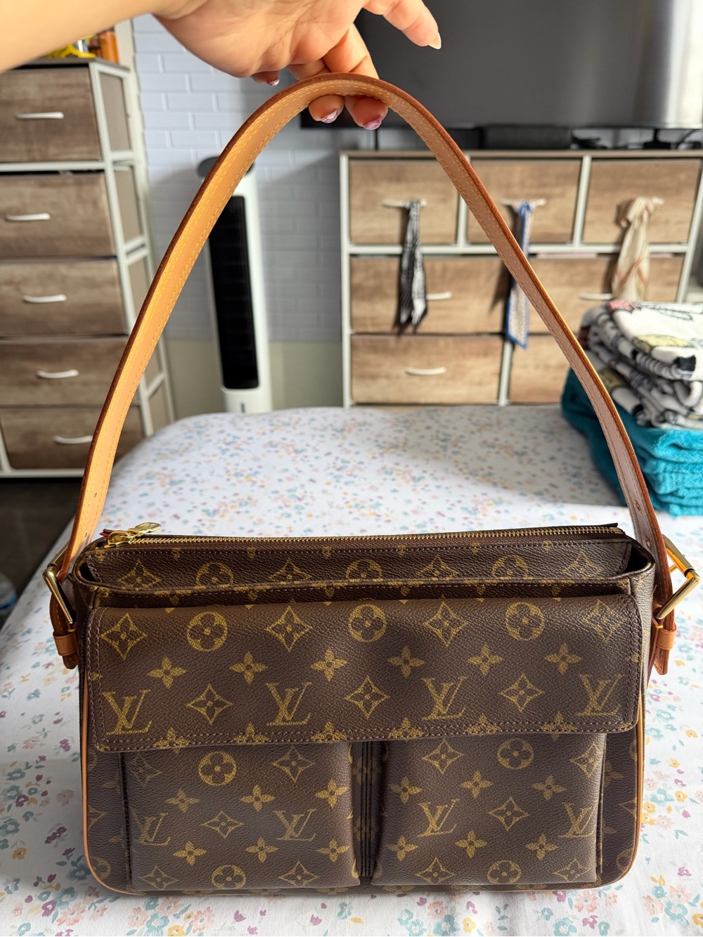 Louis Vuitton Monogram Canvas Shoulder Messenger Bag in Brown and Tan